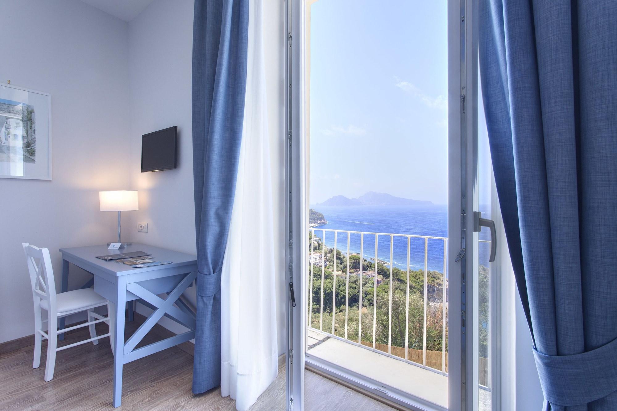 Hotel Vista Di Capri Масса-Лубренсе Экстерьер фото