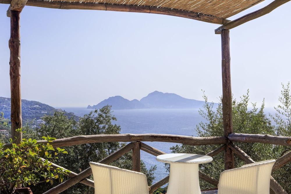 Hotel Vista Di Capri Масса-Лубренсе Экстерьер фото